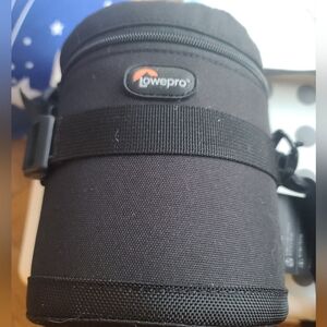 Lowepro Lens Case 11 x 14 CM Black Crossbody Camera Bag new